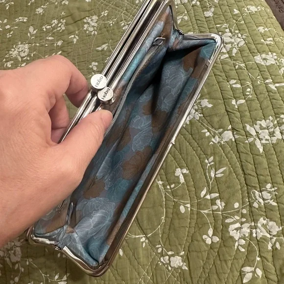 HOBO Lauren Clutch Wallet - Picture 8 of 10